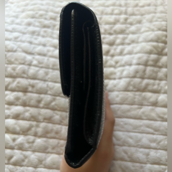 2004 Louis Vuitton Black Epi Leather Porte-Tresor International Wallet - Picture 5 of 8